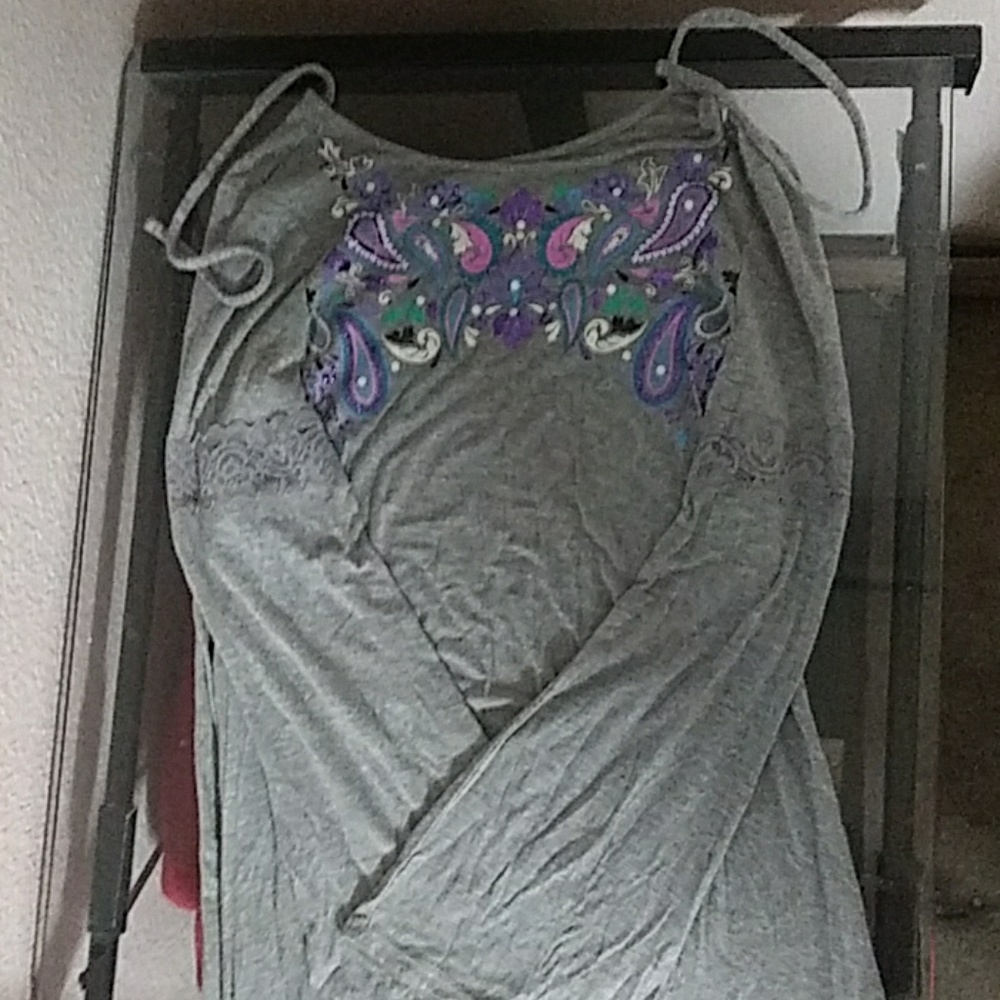 Cute gray dress/top